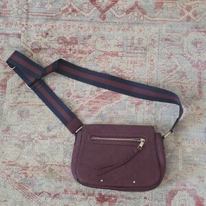 Elegant Burgundy Crossbody Bag